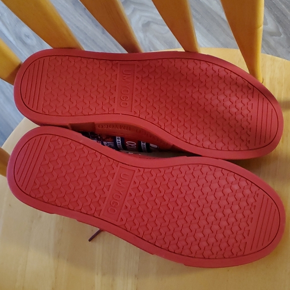 Lattice red sneakers - Picture 5 of 8